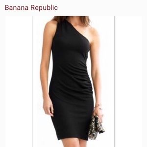 Banana Republic- Gray One Shoulder Side Zip Dress